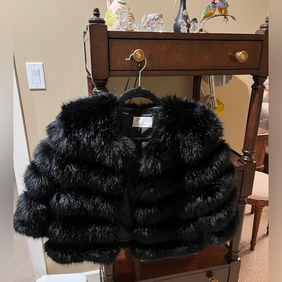 Faux fur - Picture 4 of 6